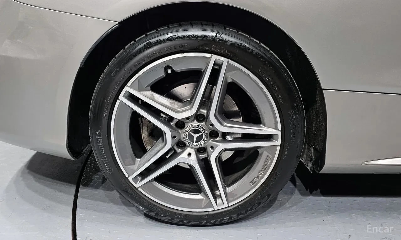 Mercedes-Benz C 200 * Coupe * КРАЙНА ЦЕНА ДО БЪЛГАРИЯ, снимка 5 - Автомобили и джипове - 55886554