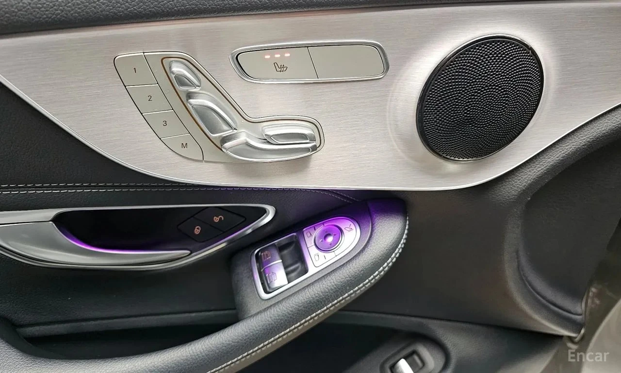 Mercedes-Benz C 200 * Coupe * КРАЙНА ЦЕНА ДО БЪЛГАРИЯ, снимка 14 - Автомобили и джипове - 55886554