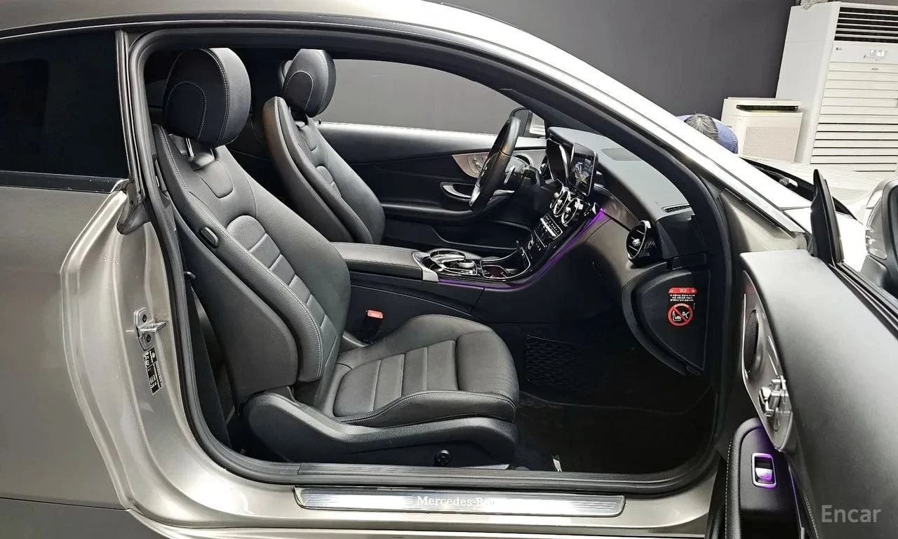 Mercedes-Benz C 200 * Coupe * КРАЙНА ЦЕНА ДО БЪЛГАРИЯ, снимка 12 - Автомобили и джипове - 55886554