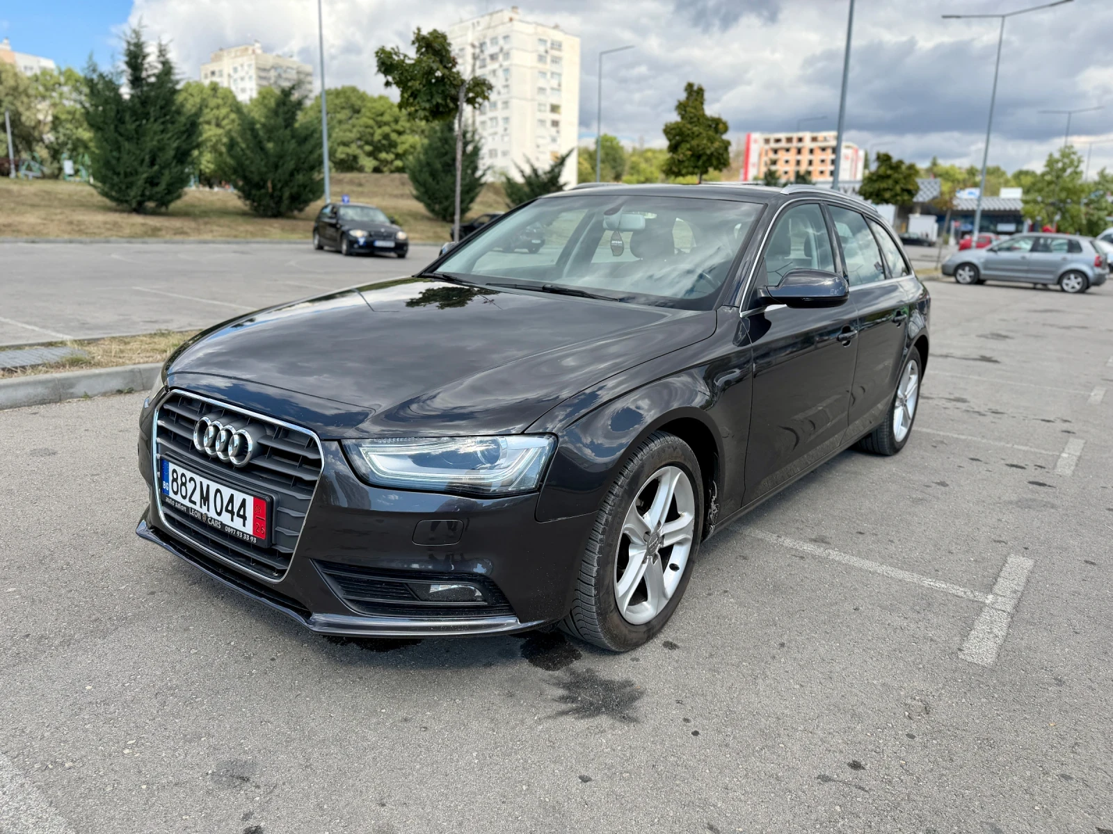Audi A4 2.0 TDI-150 кс NAVI FACE, снимка 9 - Автомобили и джипове - 56031705