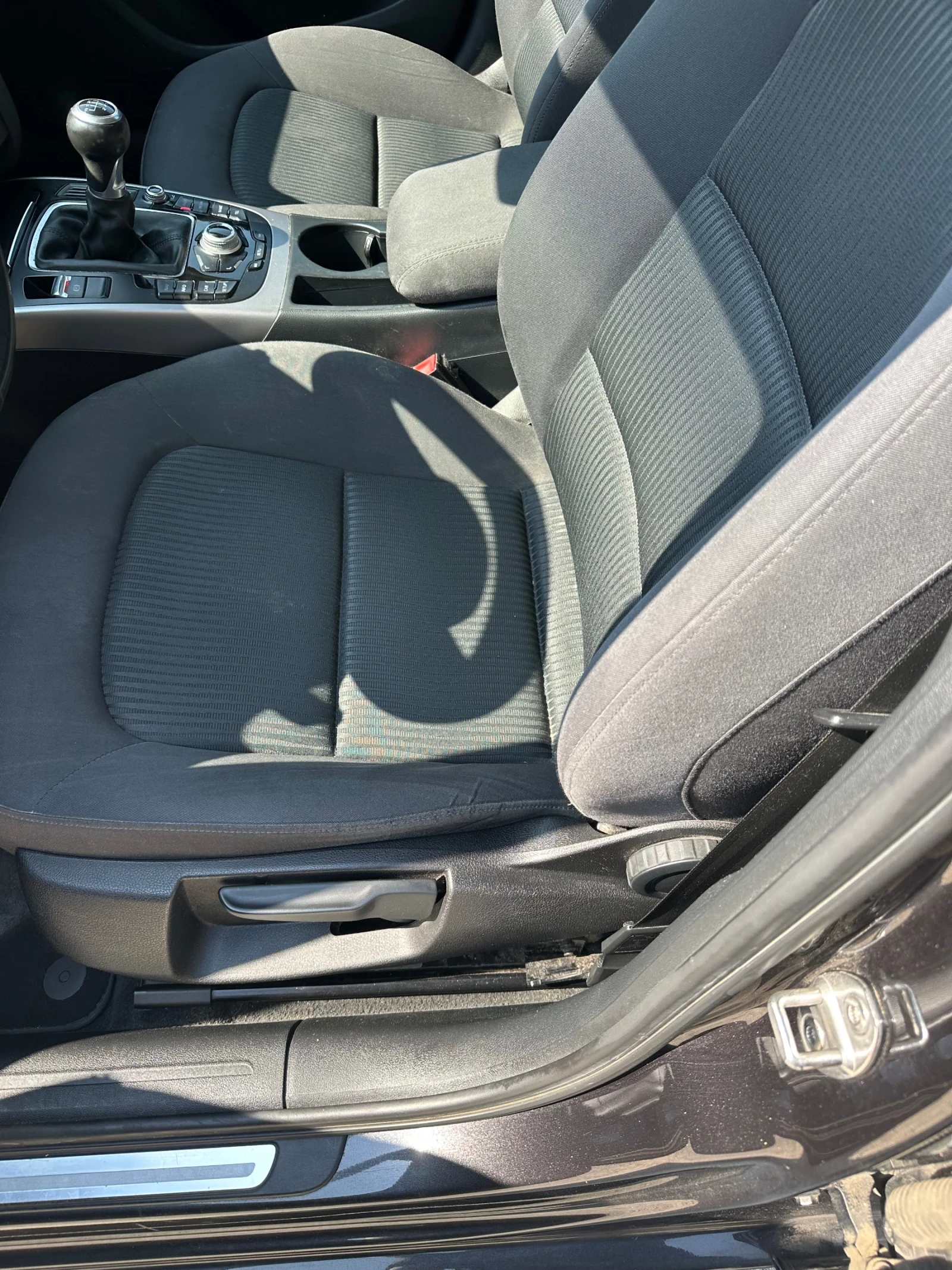 Audi A4 2.0 TDI-150 кс NAVI FACE, снимка 12 - Автомобили и джипове - 56031705
