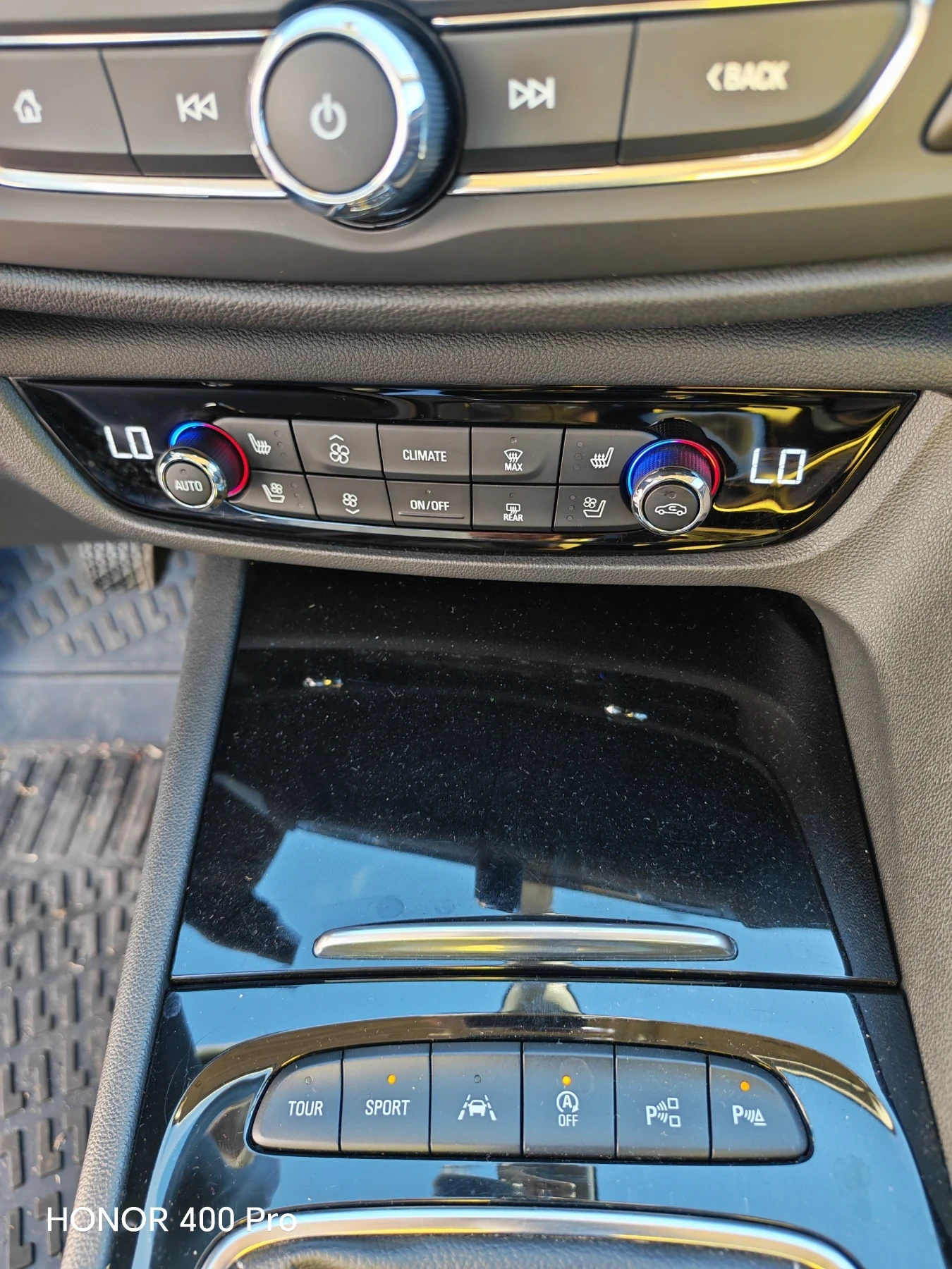 Opel Insignia Перфектен, снимка 12 - Автомобили и джипове - 56136934
