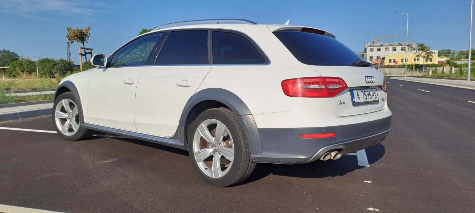 Audi A4 Allroad 2.0TDI, снимка 2 - Автомобили и джипове - 56416332
