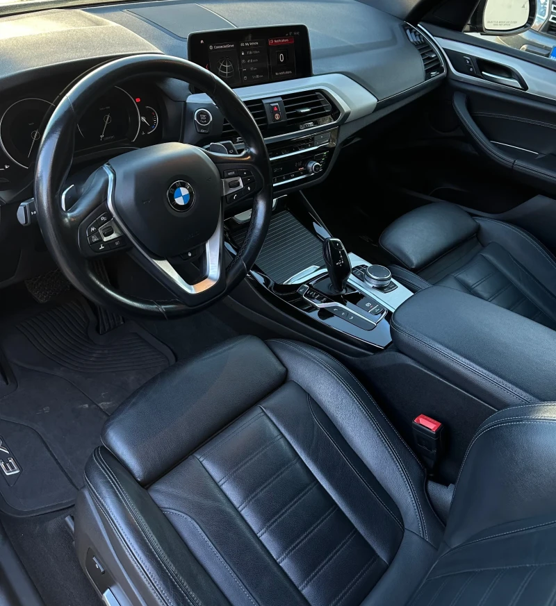 BMW X3 Executive * FULL * 360 * Panorama * Подгреви * , снимка 9 - Автомобили и джипове - 48394906