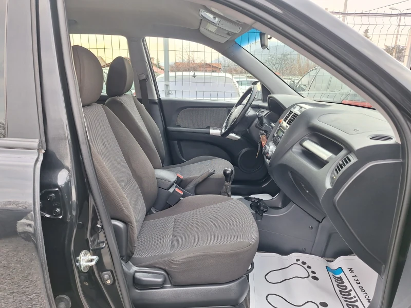 Kia Sportage 2.0 I GPL, снимка 13 - Автомобили и джипове - 49120326