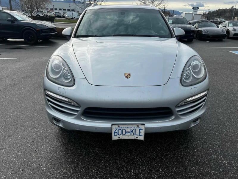 Porsche Cayenne 2013 AWD * ПРЕДСТАВИТЕЛСТВО НА PORSCHE * , снимка 2 - Автомобили и джипове - 52796037