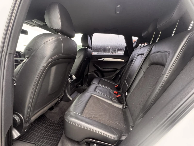 Audi Q5 S-line, снимка 8 - Автомобили и джипове - 53048557