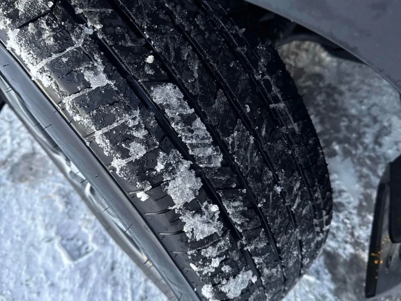 Toyota Highlander * Hybrid XLE * CARFAX * БЕЗ ПЪРВОНАЧАЛНА ВНОСКА, снимка 15 - Автомобили и джипове - 53154511