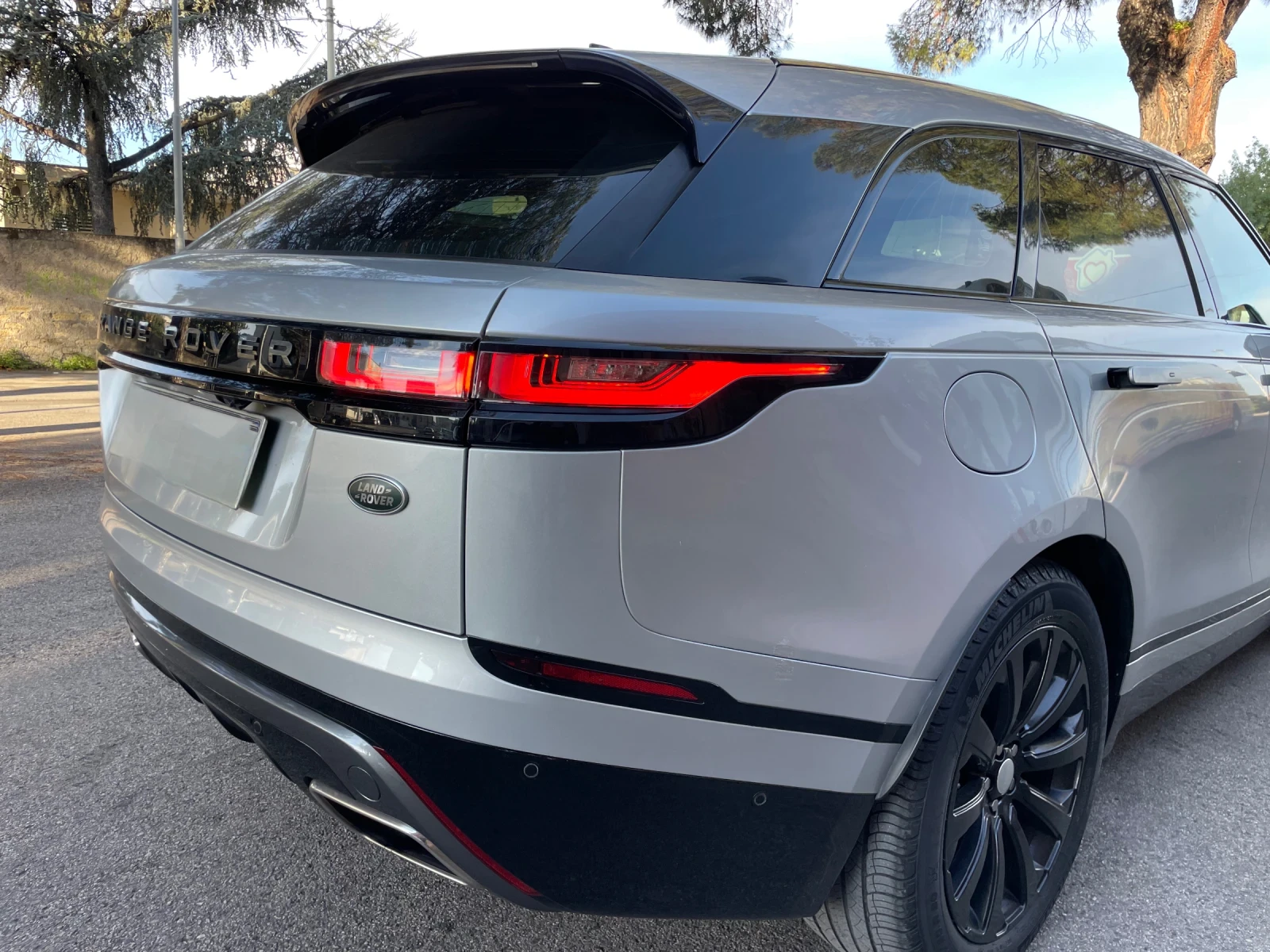 Land Rover Range Rover Velar R DINAMIC 3.0 дизел 300 коня - изображение 6