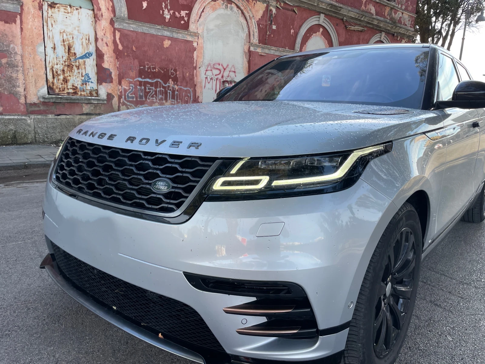 Land Rover Range Rover Velar R DINAMIC 3.0 дизел 300 коня - изображение 2