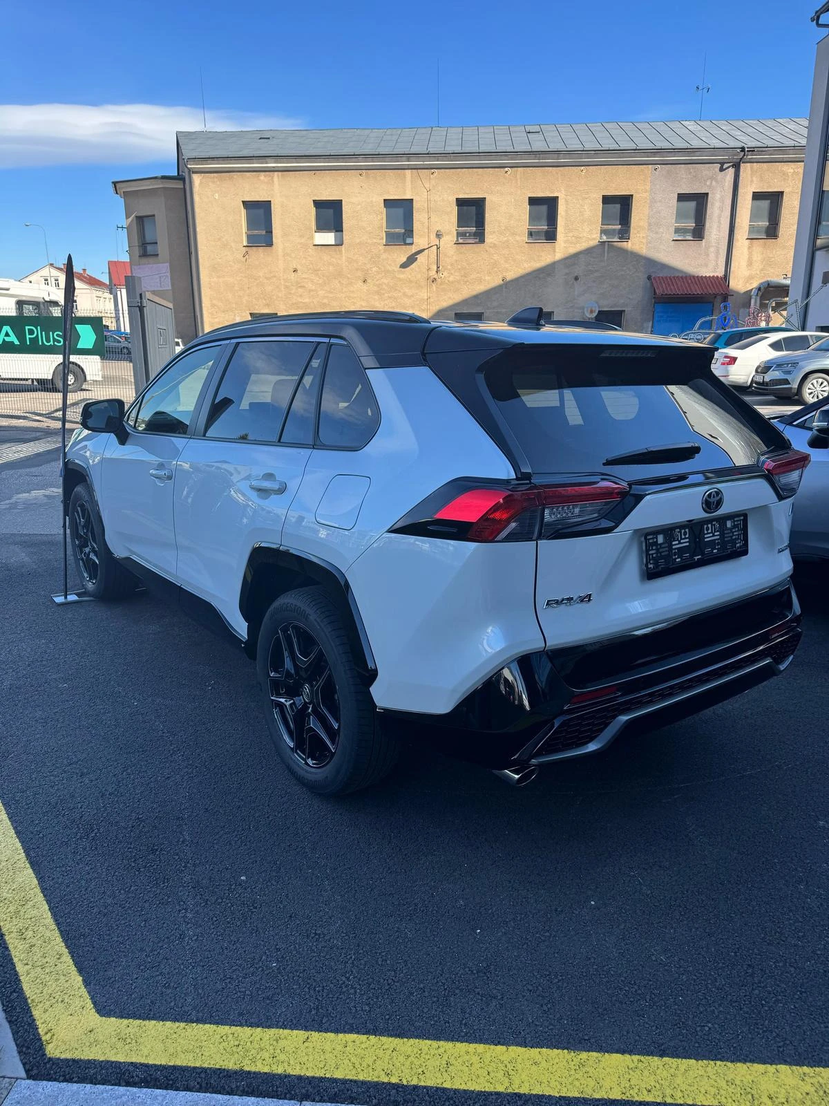 Toyota Rav4 2.5 HEV GR SPORT 4x4| 360ºкамера| НАЛИЧНА!!!  - изображение 4