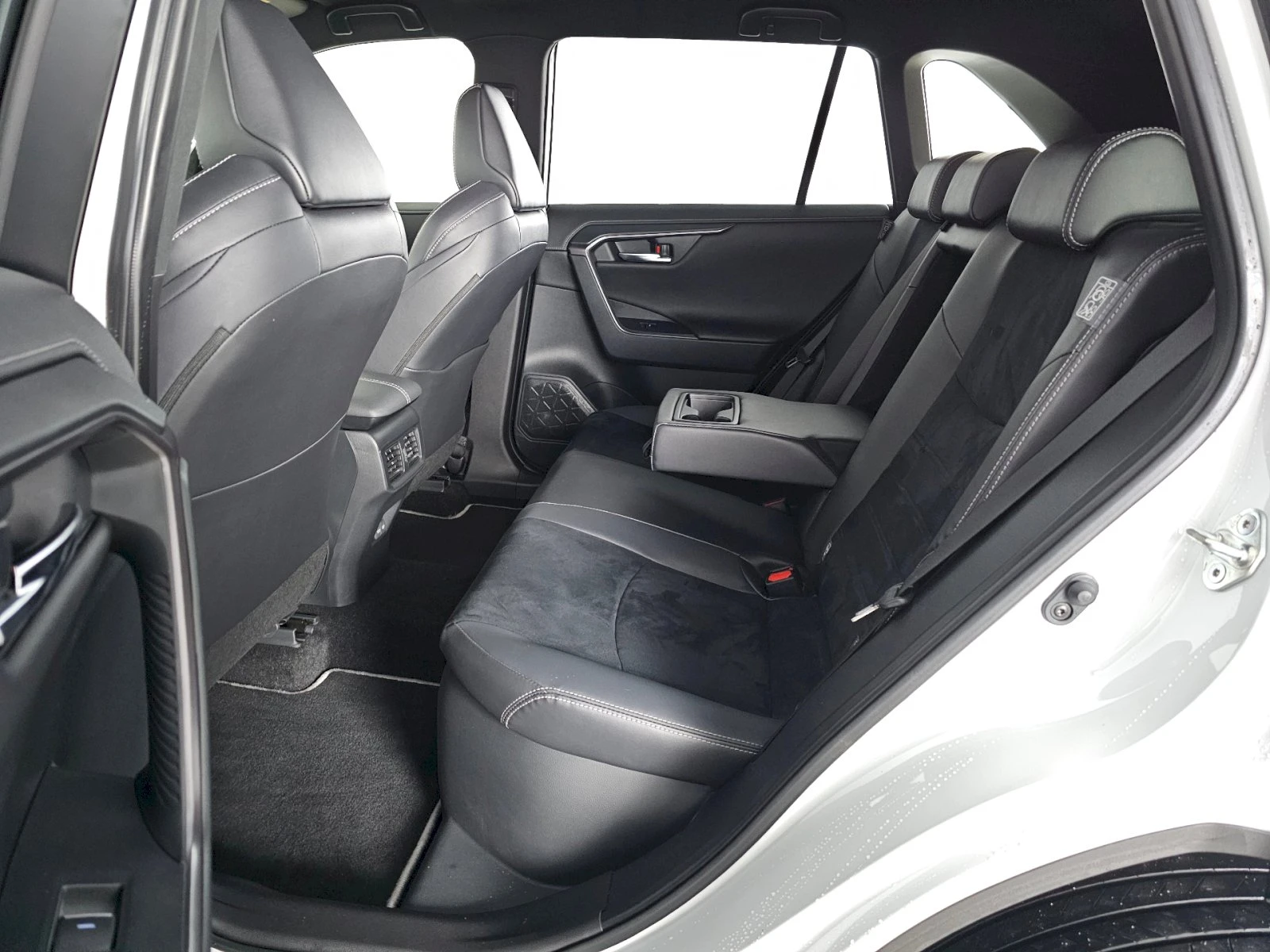 Toyota Rav4 2.5 HEV GR SPORT 4x4| 360ºкамера| НАЛИЧНА!!!  - изображение 7