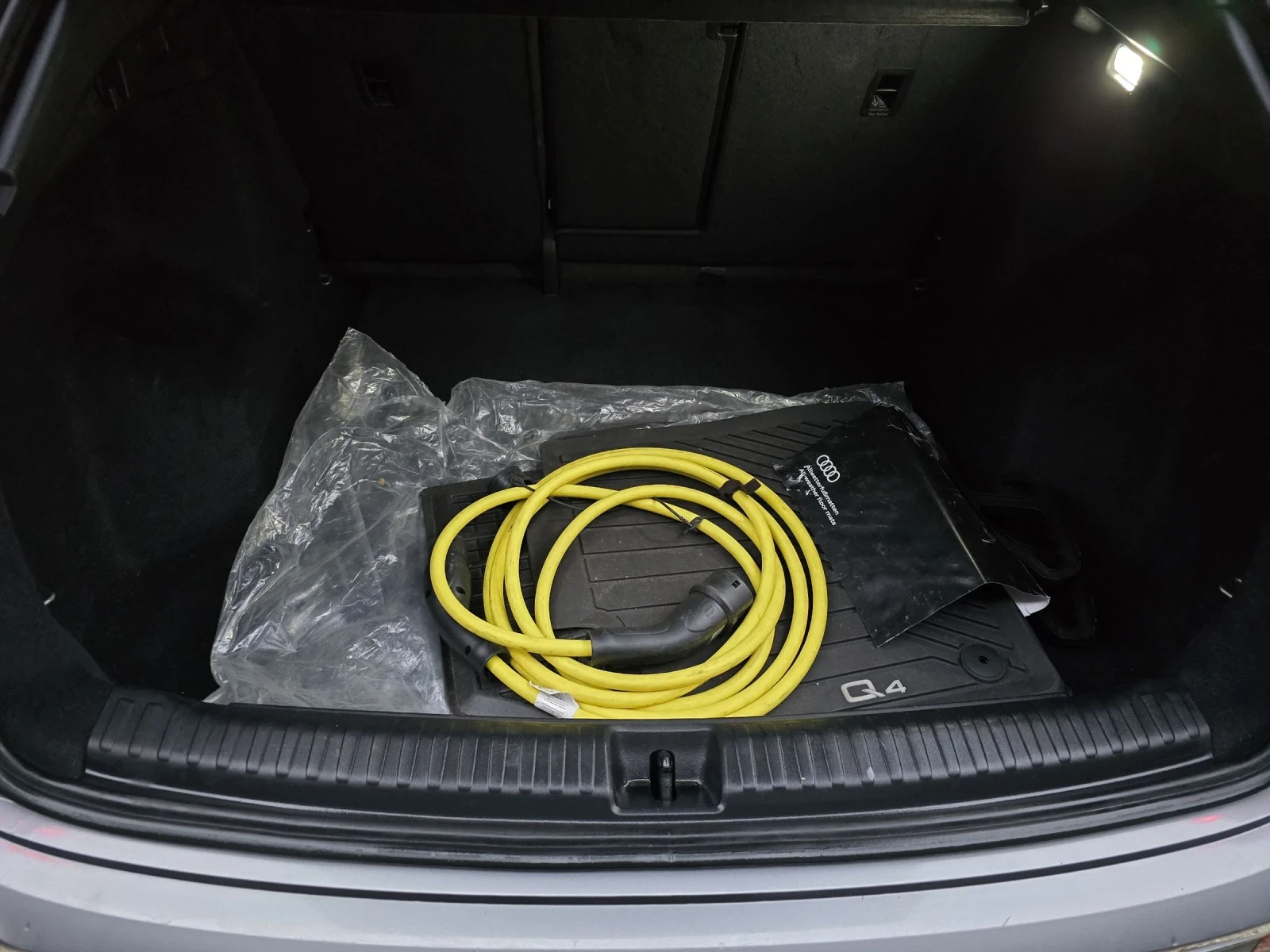 Audi Q4 SPORTBACK 50 E-TRON QUATTRO S-LINE �������� ������ | Mobile.bg � ����������� 15