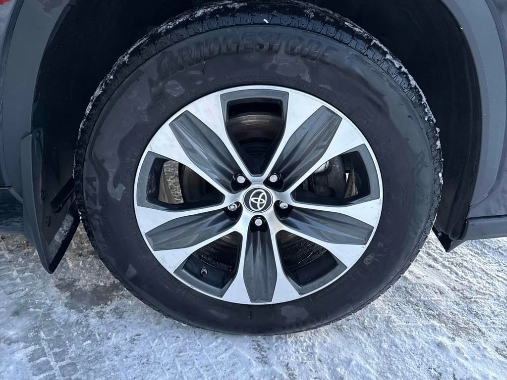 Toyota Highlander * Hybrid XLE * CARFAX * БЕЗ ПЪРВОНАЧАЛНА ВНОСКА - изображение 7