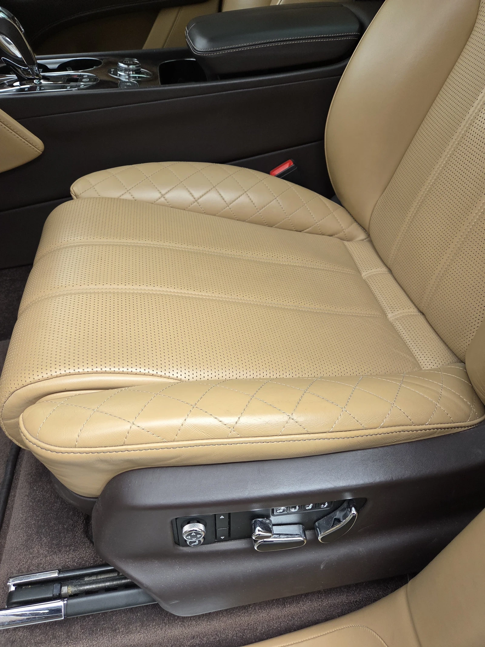 Bentley Bentayga 710ps Startech brabus 1ot 10, снимка 16 - Автомобили и джипове - 53413664