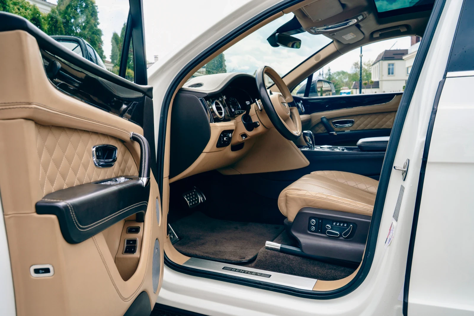 Bentley Bentayga 710ps Startech brabus 1ot 10, снимка 12 - Автомобили и джипове - 53413664