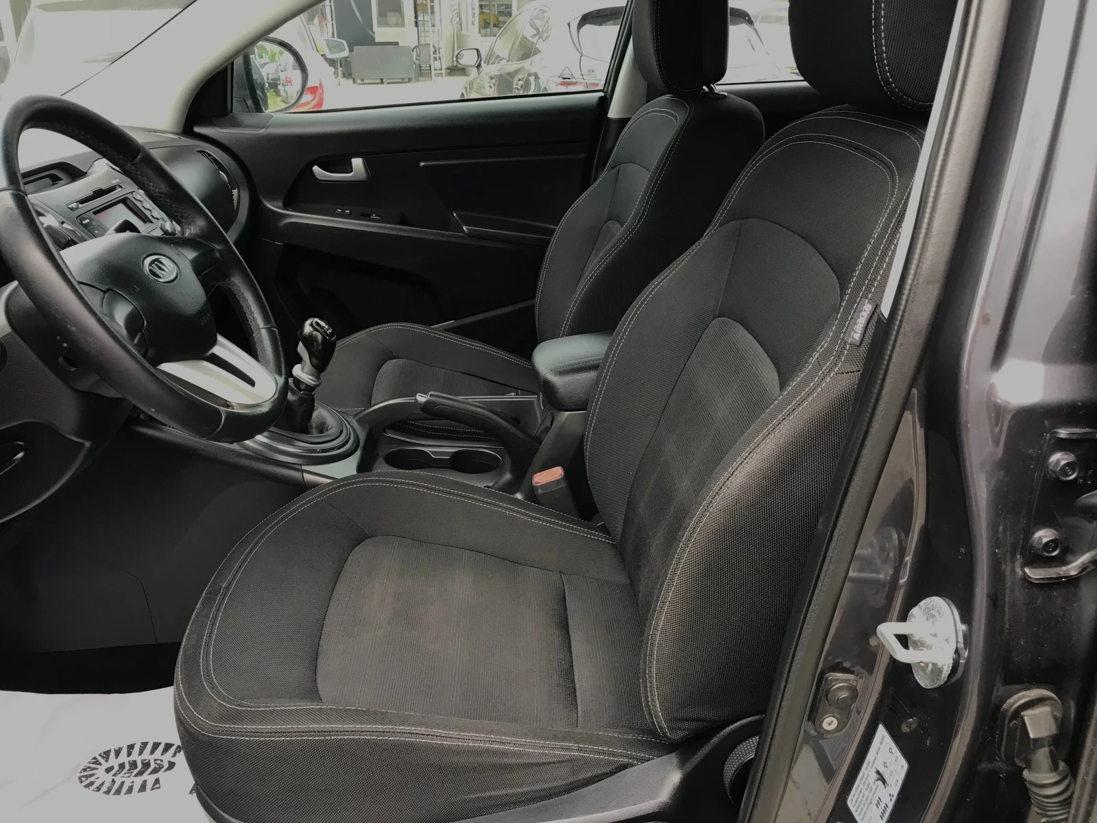 Kia Sportage 1.6i-136kc.6ck.face, снимка 9 - Автомобили и джипове - 54362292