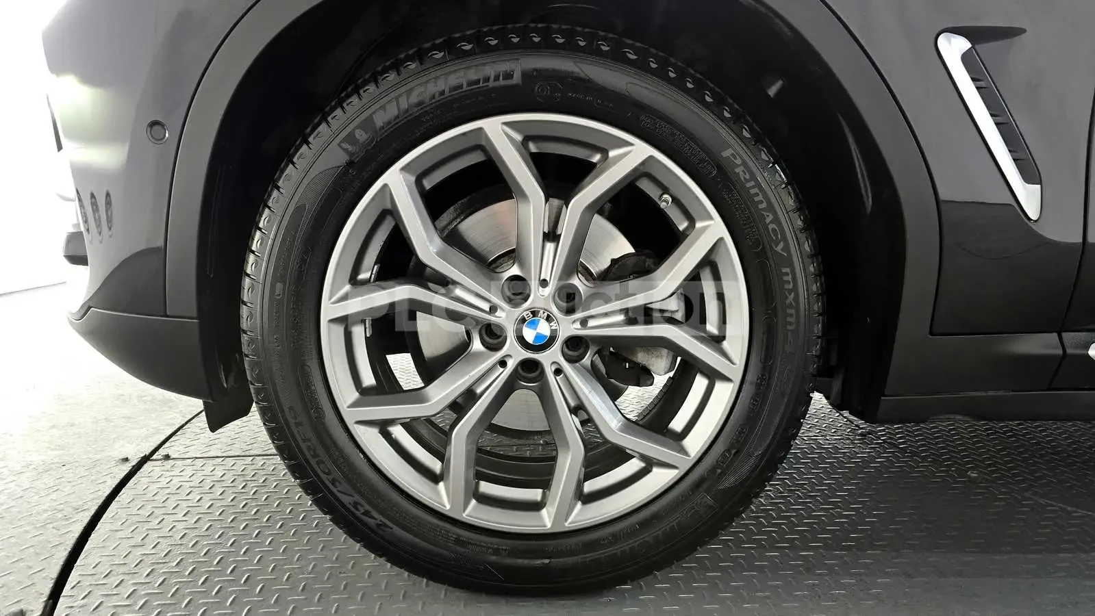 BMW X3 20d xDrive| КАМЕРА| DIST| HUD| PANO| ВКЛ.ТЕХНОТЕСТ, снимка 17 - Автомобили и джипове - 55034125