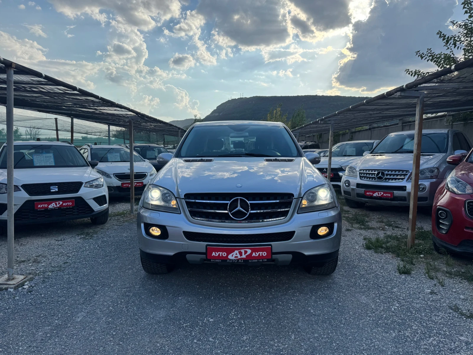 Mercedes-Benz ML 320 НАВИГАЦИЯ КОЖА, снимка 2 - Автомобили и джипове - 55942580