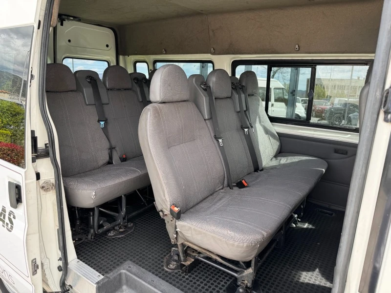 Ford Transit 2.4TDI 9-местен Климатик , снимка 8 - Бусове и автобуси - 45128839