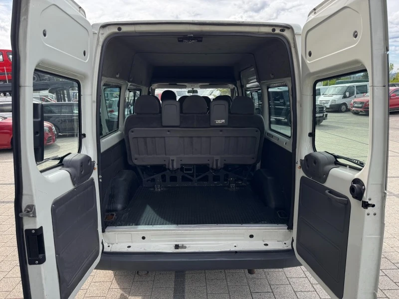 Ford Transit 2.4TDI 9-местен Клима внос Италия  , снимка 17 - Бусове и автобуси - 45128839