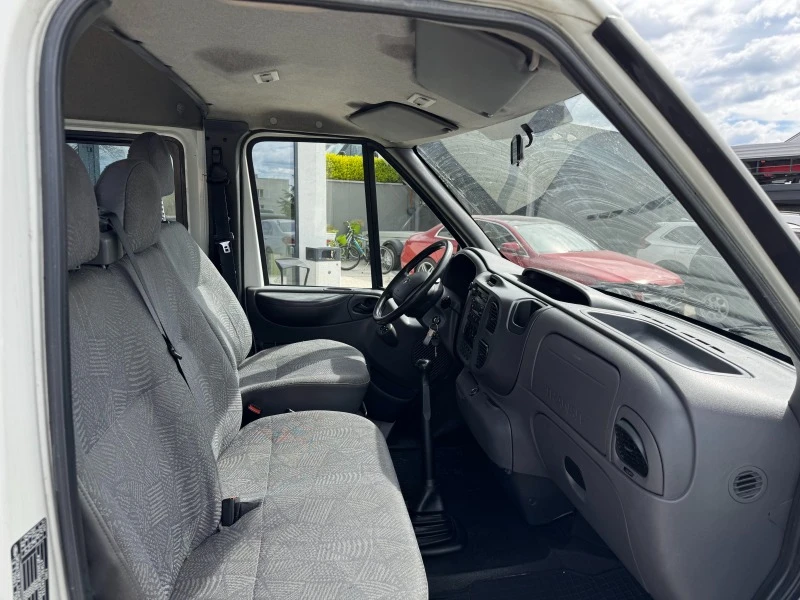 Ford Transit 2.4TDI 9-местен Клима внос Италия  , снимка 10 - Бусове и автобуси - 45128839