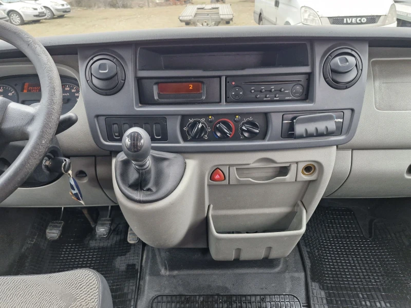 Renault Master 2.5 120DCi 120к.с. Климатик, 6 скорости, 8 местна , снимка 14 - Бусове и автобуси - 53203817