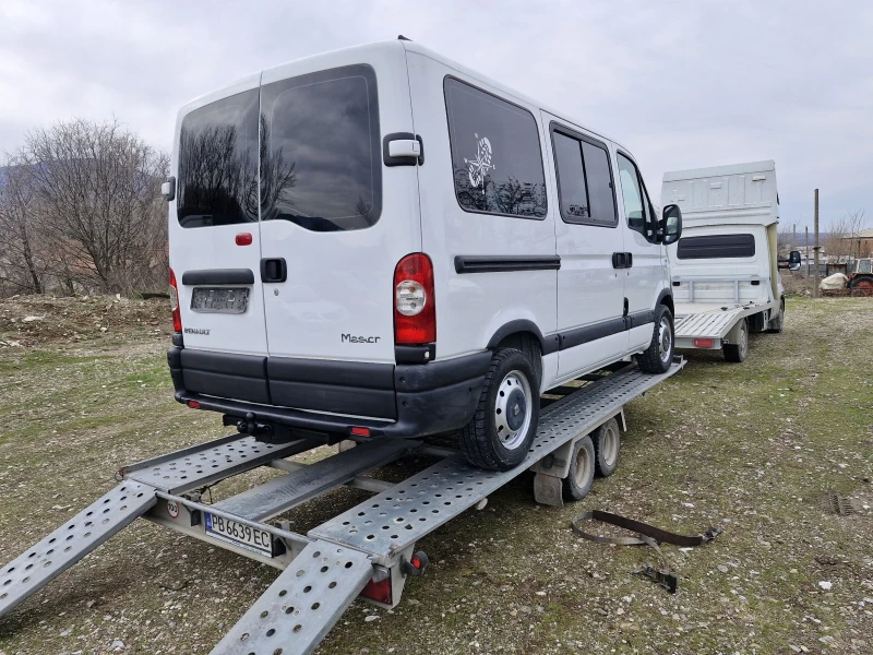 Renault Master 2.5 120DCi 120к.с. Климатик, 6 скорости, 8 местна , снимка 4 - Бусове и автобуси - 53264384