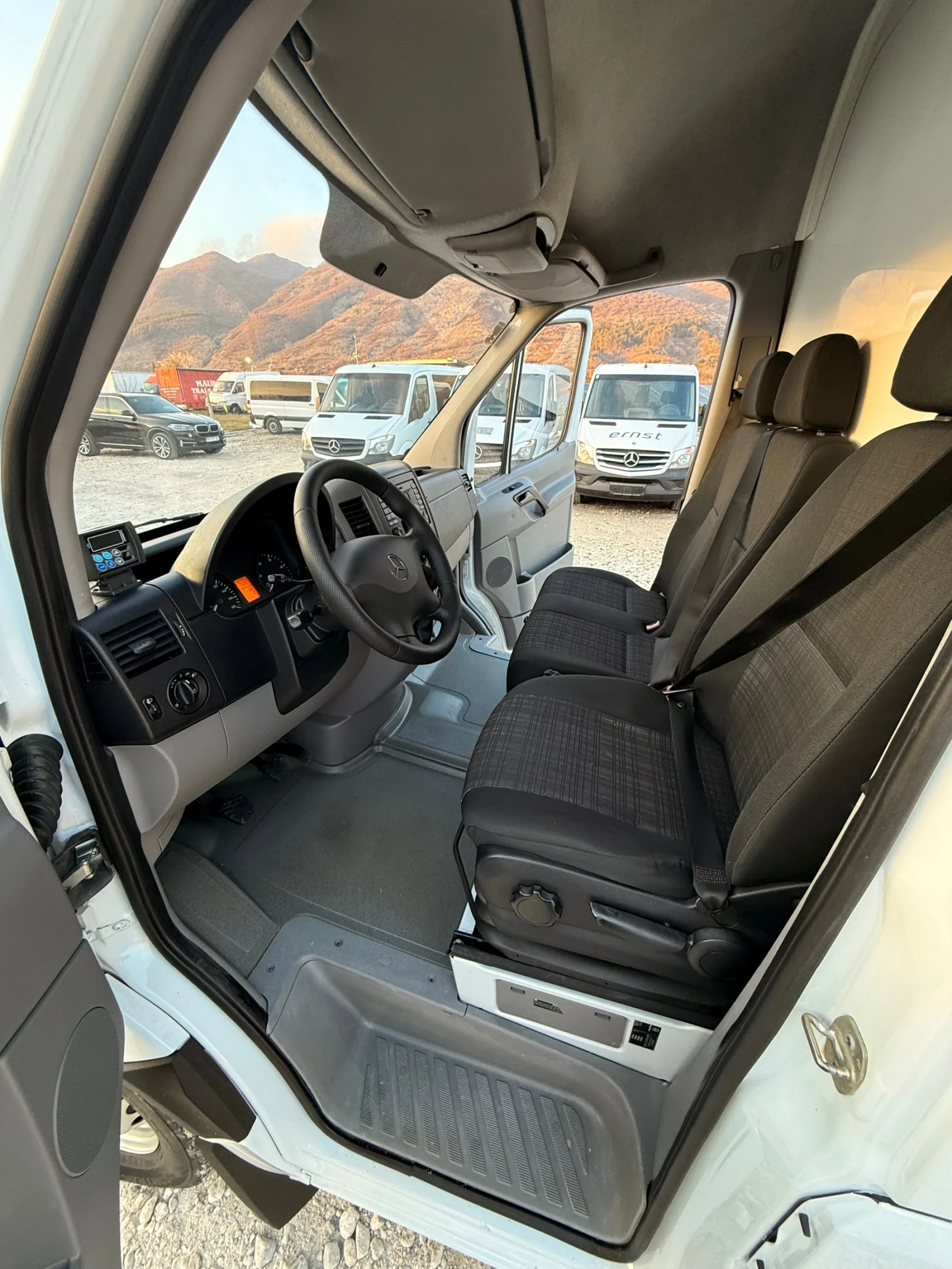 Mercedes-Benz Sprinter 316 -/+ Хладилен-Euro6-Клима, снимка 10 - Бусове и автобуси - 53989481