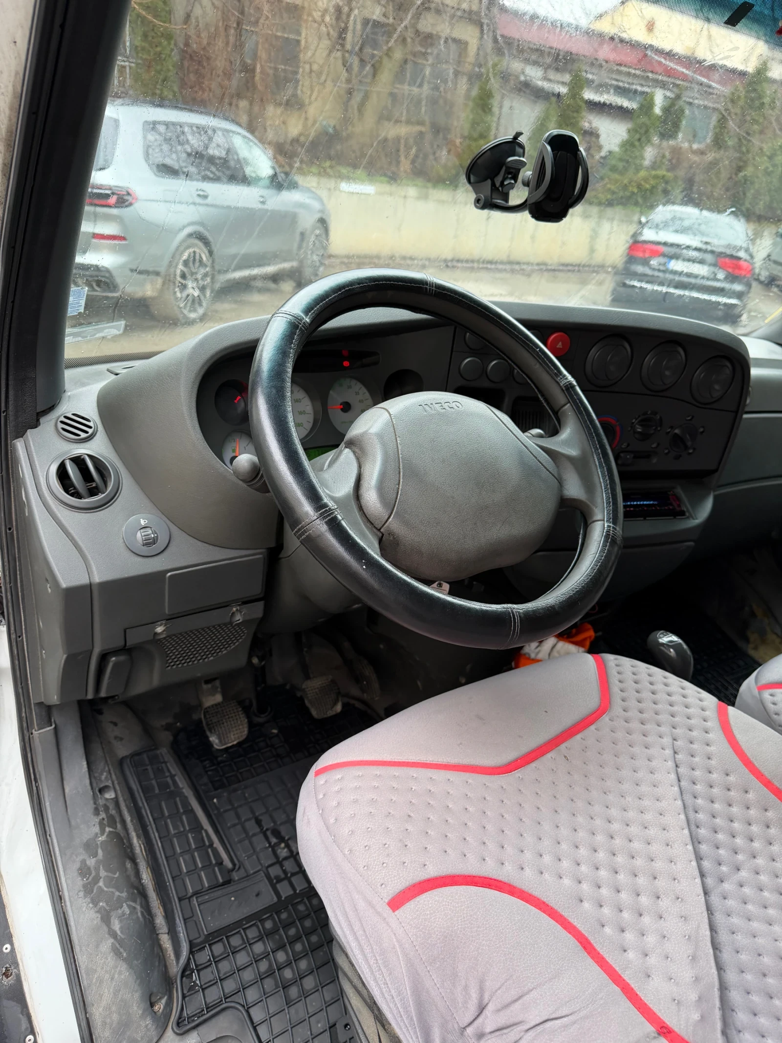 Iveco 35c13 Фургон, снимка 8 - Бусове и автобуси - 54153450