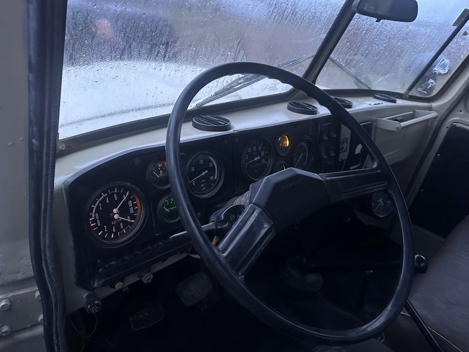 Ural 4320, снимка 8 - Камиони - 55409607