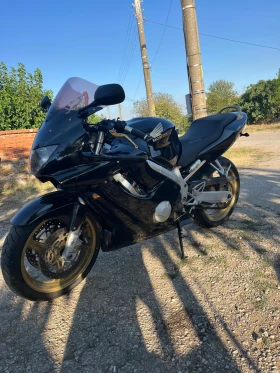Обява за продажба на Honda Cbr ~3 500 лв. - изображение 2
