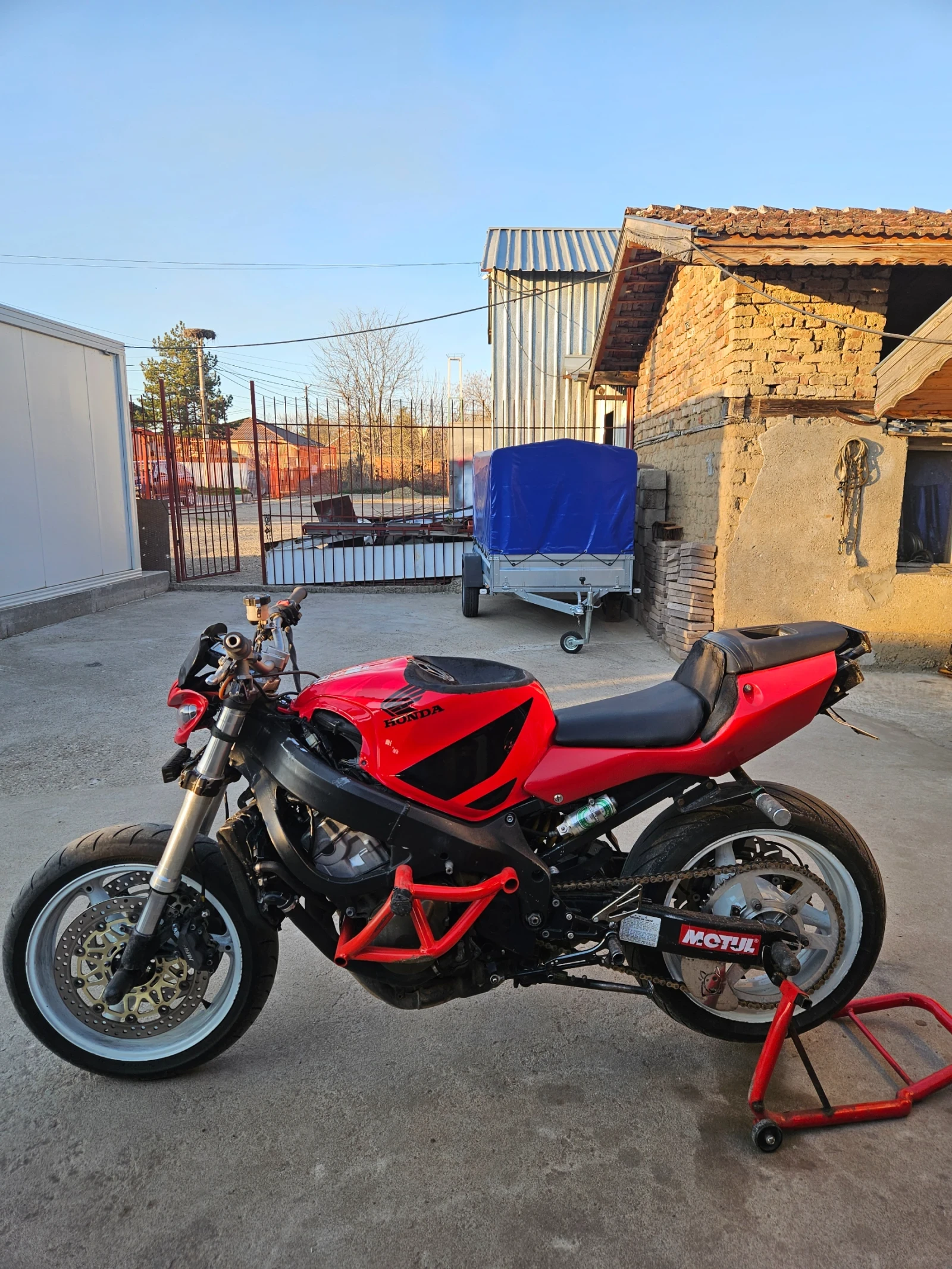 Honda Cbr F4i sport stunt  | Mobile.bg — изображение 1
