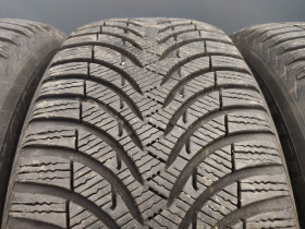 Гуми Зимни 225/55R17, снимка 2 - Гуми и джанти - 43698324