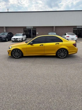 Mercedes-Benz C 300 * 2 КЛЮЧА* ПОДГРЕВ* KEYLESS* PANO* , снимка 2