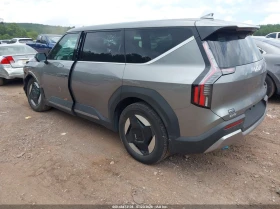 Kia EV9 Light Long Range, снимка 3