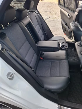 Обява за продажба на Mercedes-Benz C 220 FACELIFT/AMG/PANORAMA ~16 000 лв. - изображение 8 | Auto.bg Обява за продажба на Mercedes-Benz C 220 FACELIFT/AMG/PANORAMA ~16 000 лв. - изображение 8