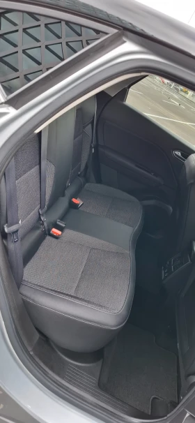 Renault Captur   Automat 60000km Нова Кола!!Swiss  Edition - 17777 € / 34768.79 лв. - 95196787 11