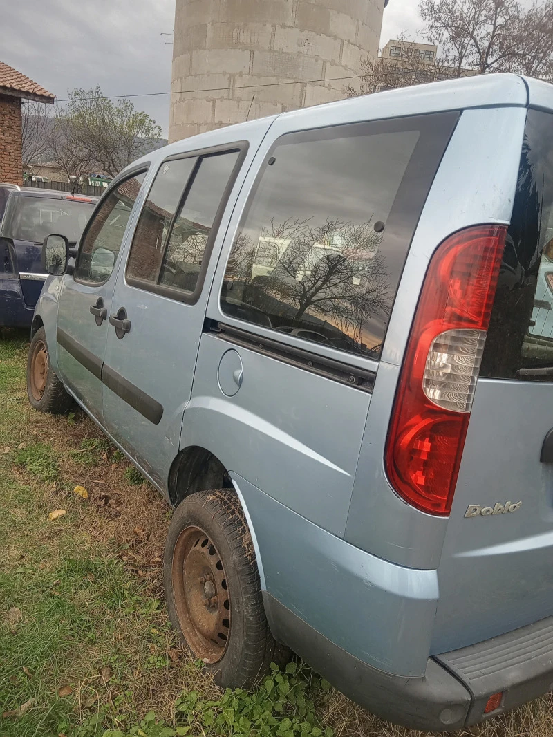 Fiat Doblo 1.30multidjet, снимка 2 - Автомобили и джипове - 49429164