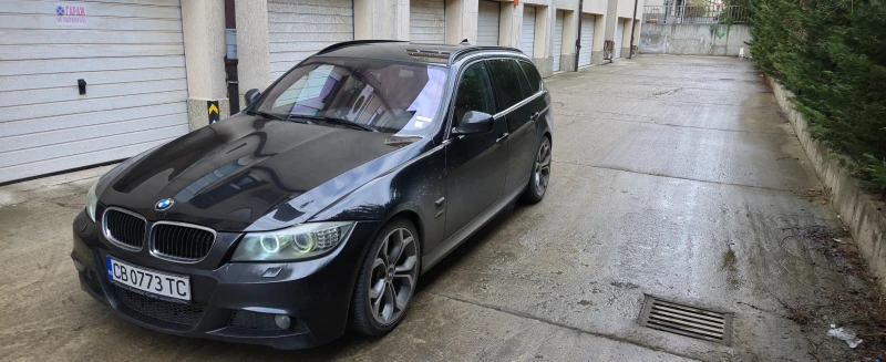 BMW 330 xDrive LCI, снимка 6 - Автомобили и джипове - 49300033