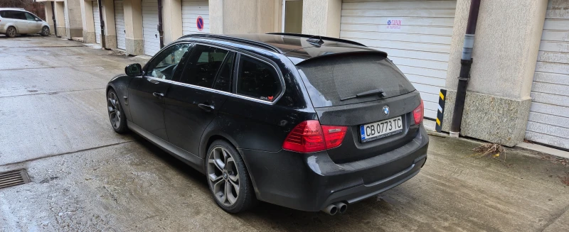 BMW 330 xDrive LCI, снимка 5 - Автомобили и джипове - 49300033