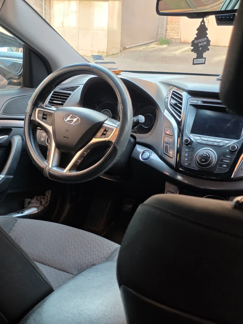 Hyundai I40, снимка 11 - Автомобили и джипове - 52645918