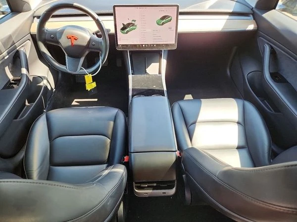 Tesla Model 3, снимка 9 - Автомобили и джипове - 56117882