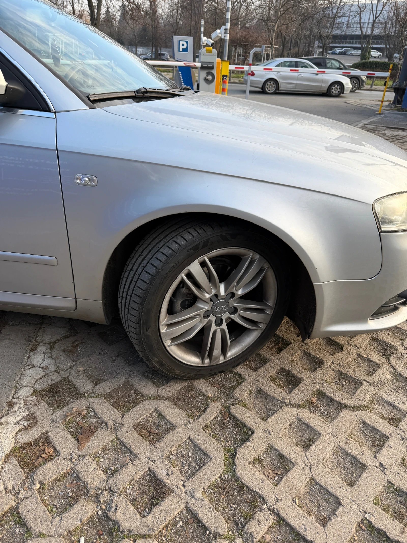 Audi A4, снимка 1