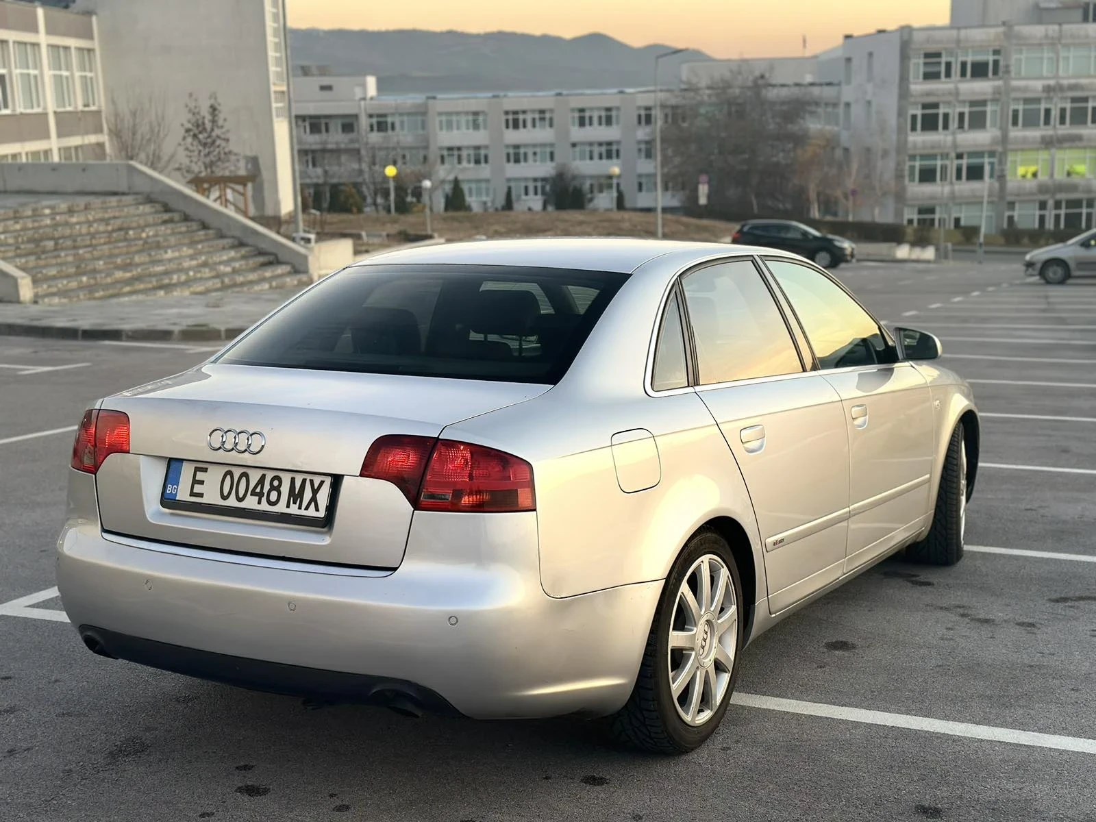 Audi A4 3.0Tdi S Line Quattro  - изображение 5