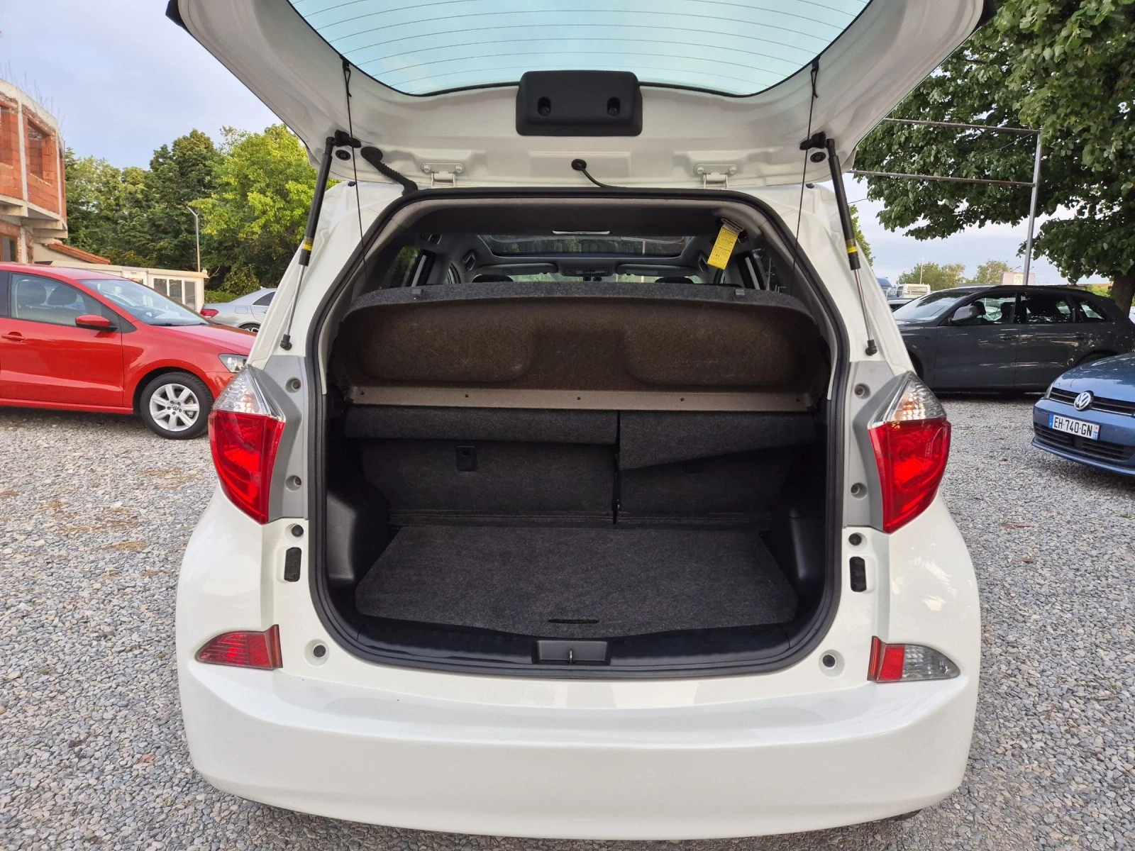Toyota Verso S 1, 4D4D-NAVI-PANORAMA - изображение 9