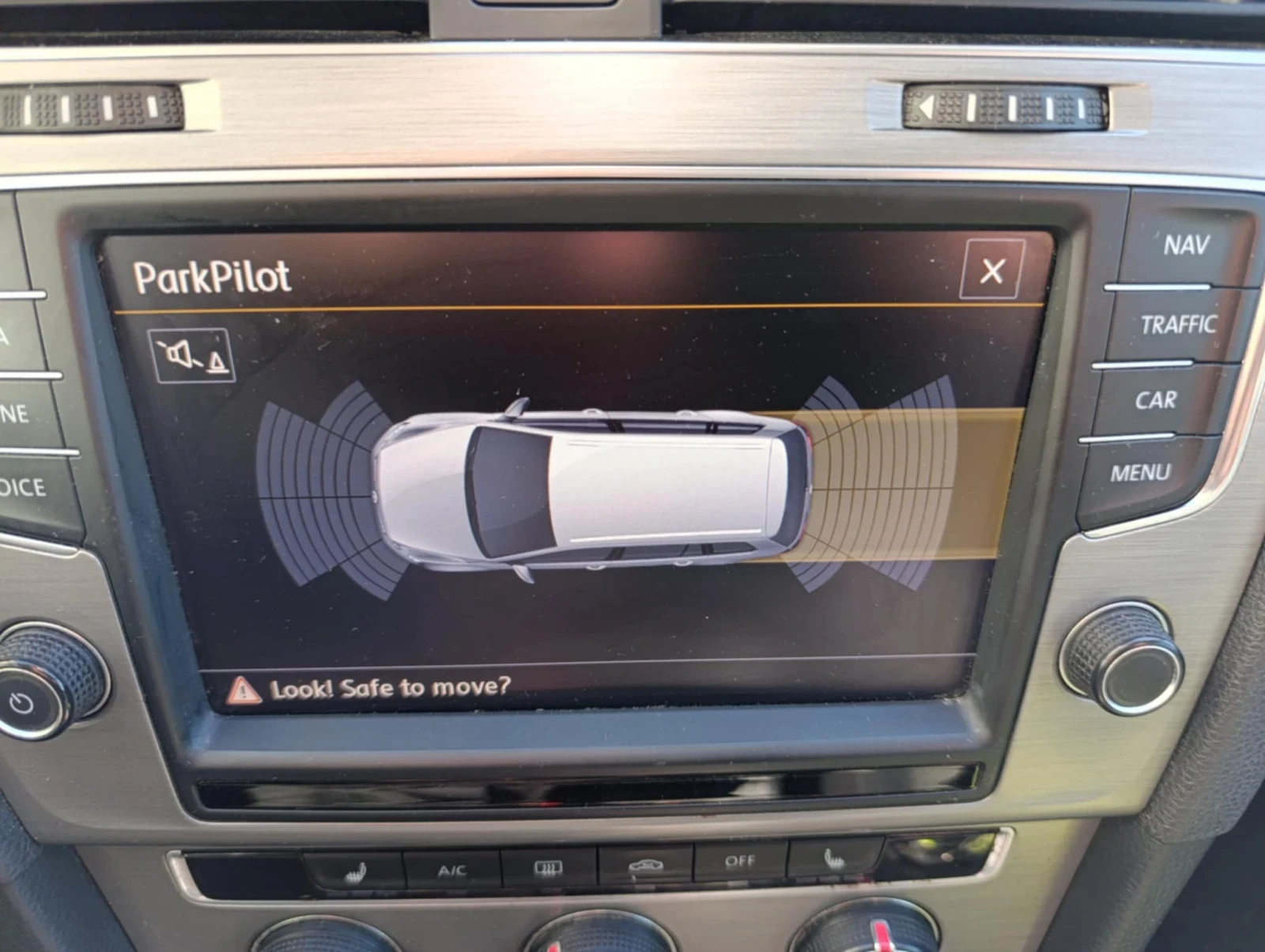 VW Golf High Line 2.0 D - изображение 9