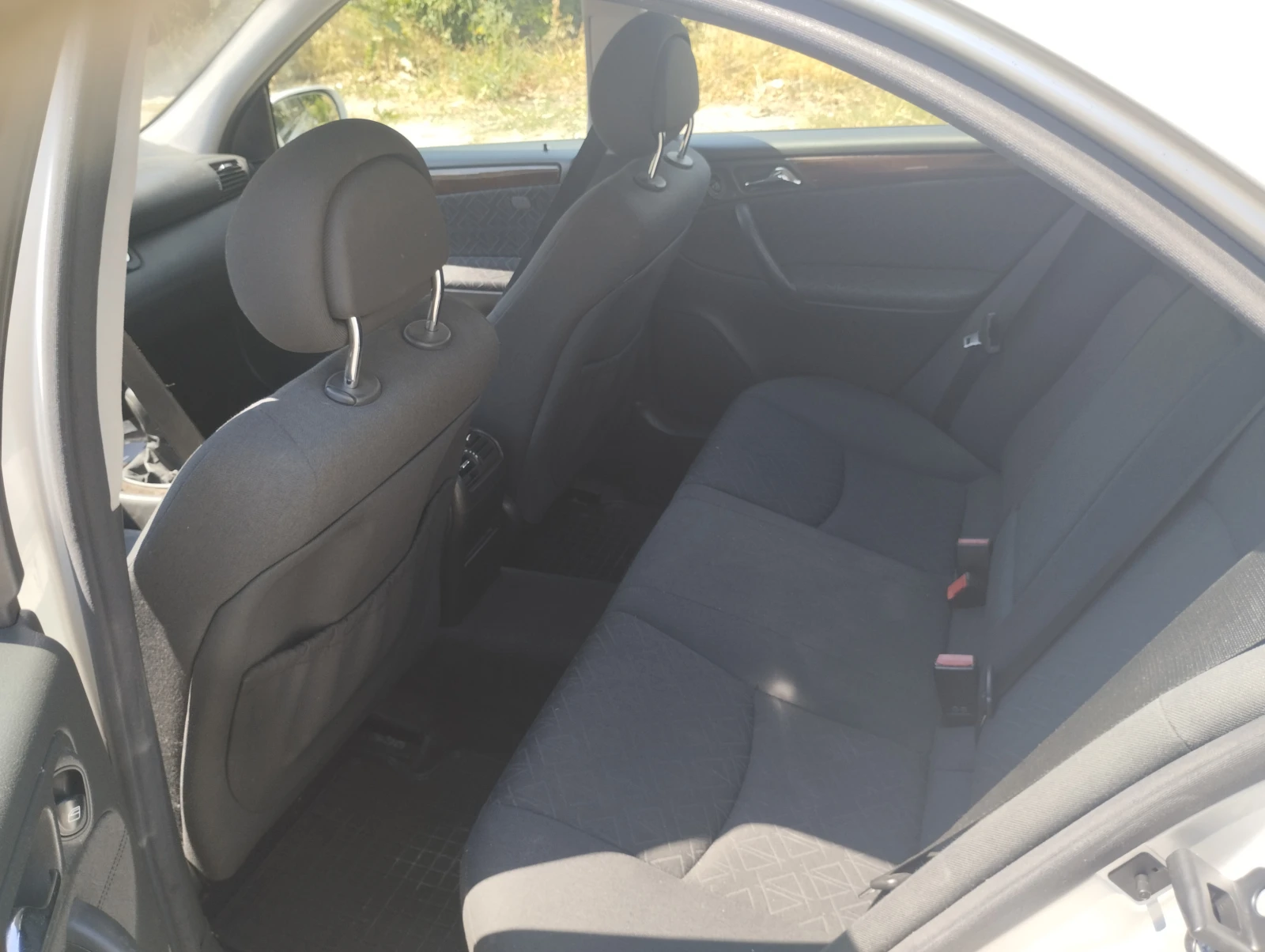 Mercedes-Benz C 270 CDI - изображение 8