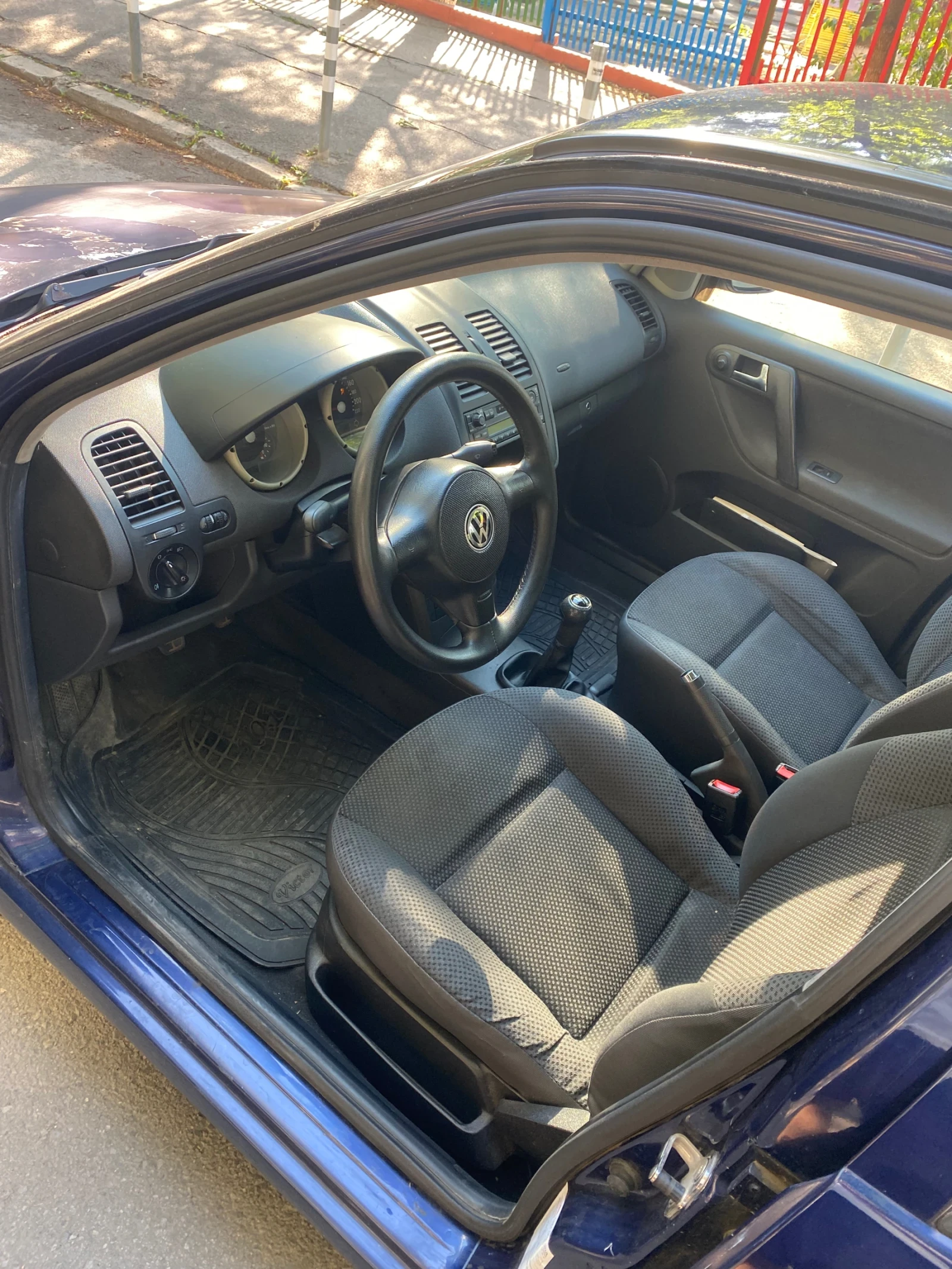 VW Polo 1.4 Климатик Газ Евро 3 - изображение 5