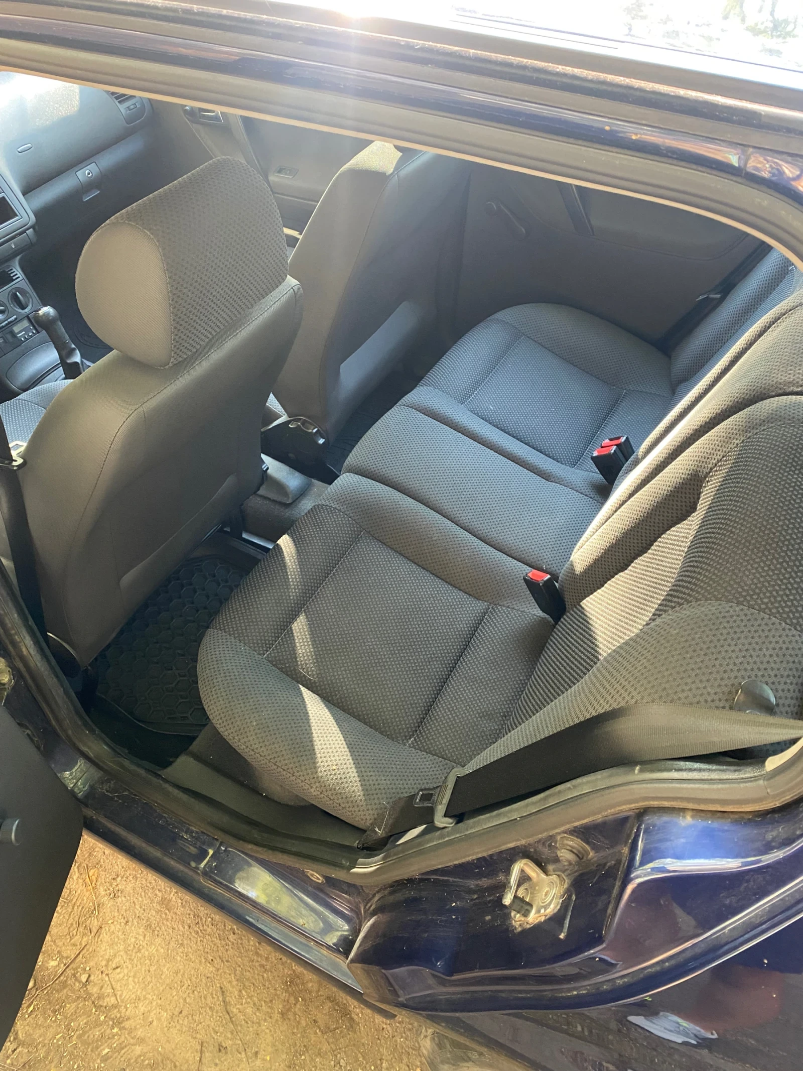 VW Polo 1.4 Климатик Газ Евро 3 - изображение 7